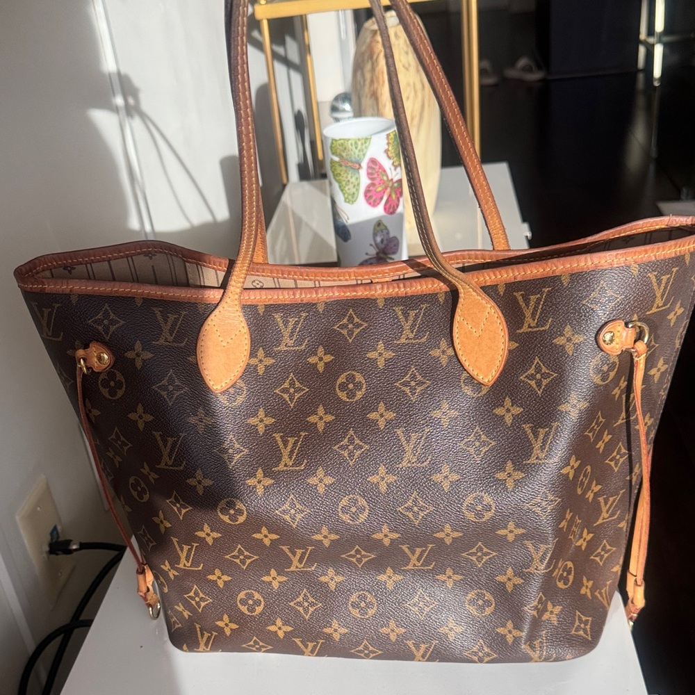 Neverfull MM Monogram Tote Bag Authentic LV Handbag